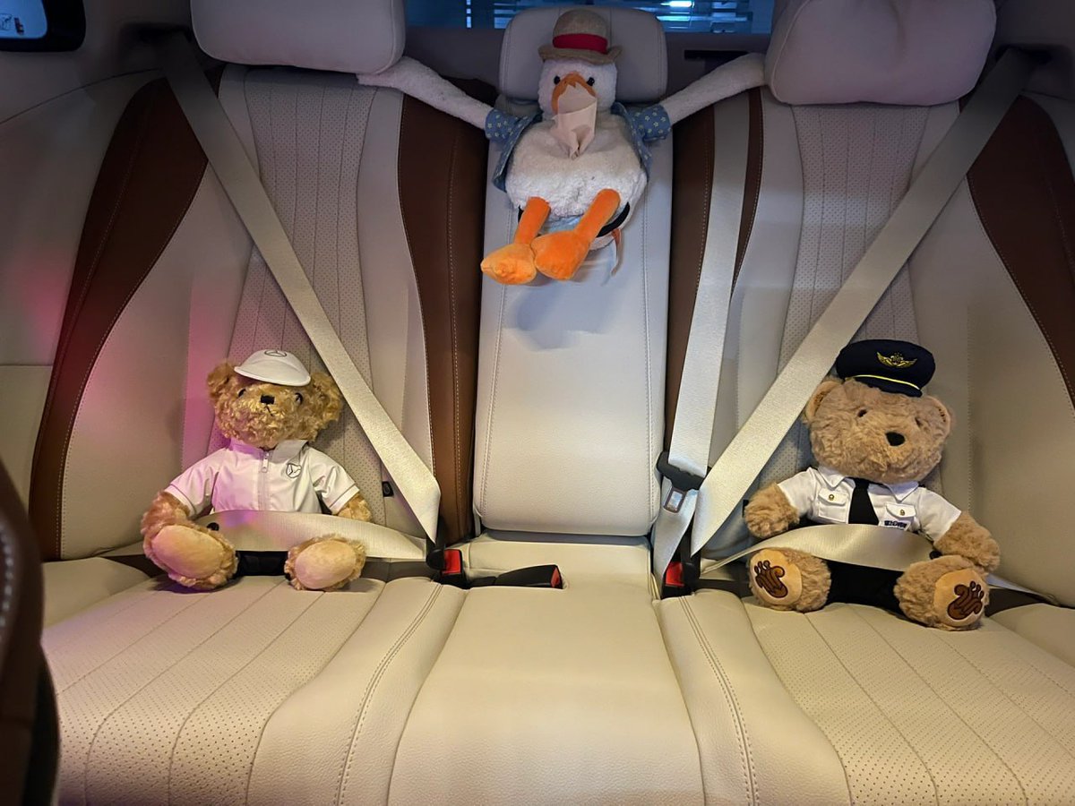 Be careful! I have security guards protecting me! 😈