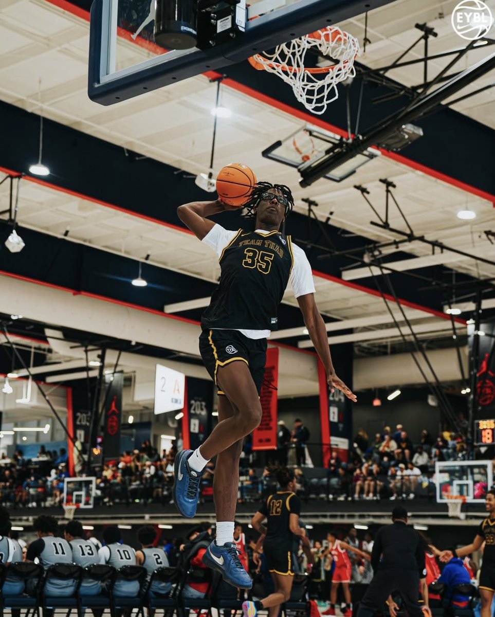 4 ⭐️ Jackson Sheffield forward from Hoover High School has been offered by Maryland!!