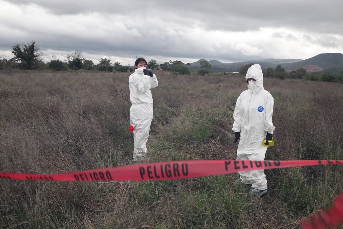 LaUASLP's tweet image. ✅ #UASLP fortalece vínculo académico con colectivos de búsqueda de personas a través de la arqueología forense.

🌐 Esta actividad es impulsada desde @csyhUASLP 
wp.uaslp.mx/noticias/acade…