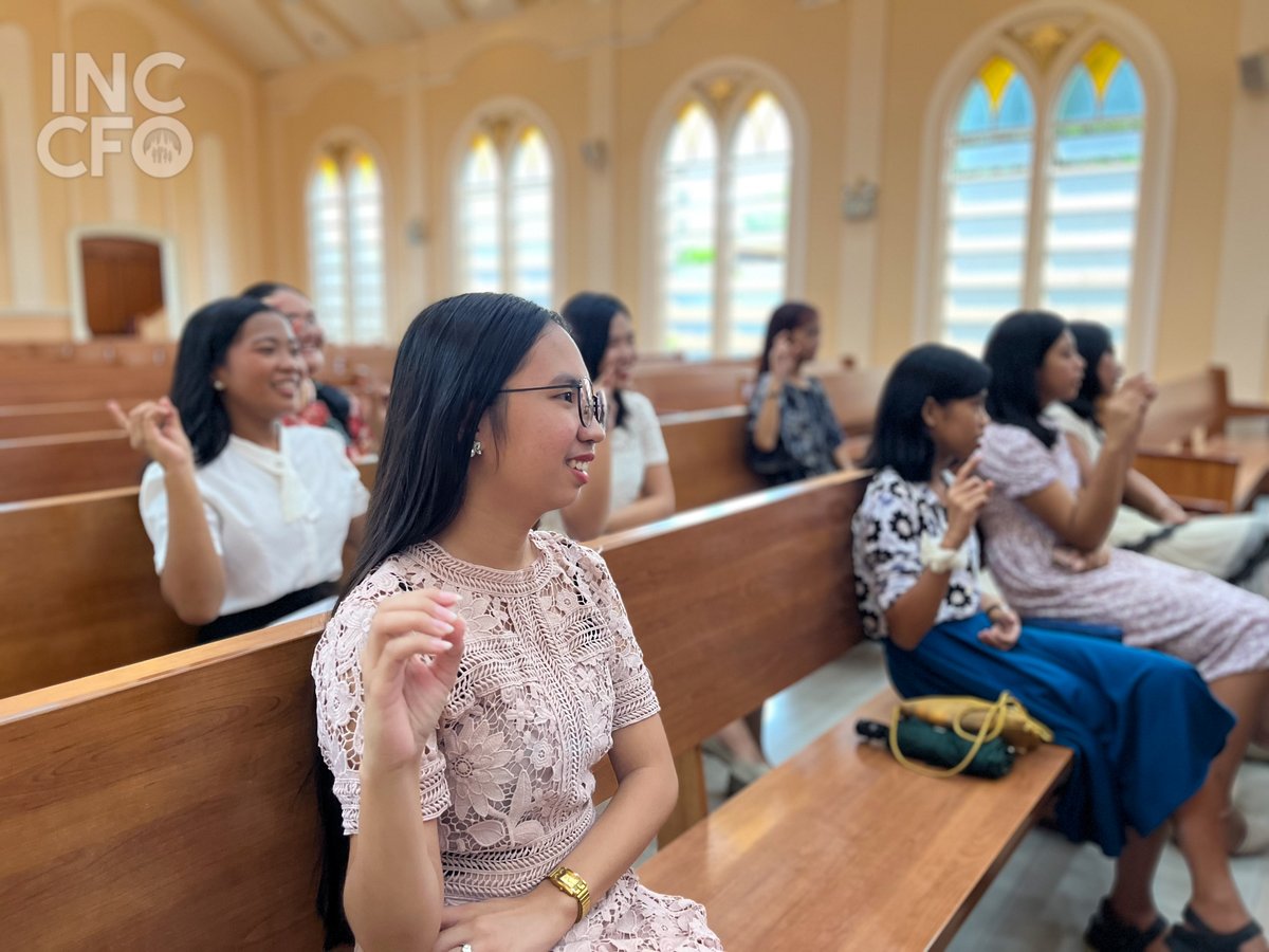 CFO_CSD's tweet image. BATAAN – Members of the Binhi Organizations in the District of Bataan enthusiastically attended the Basic Sign Language seminar. The attendees not only learned basic signs but also the proper way of communicating with their Deaf brethren.