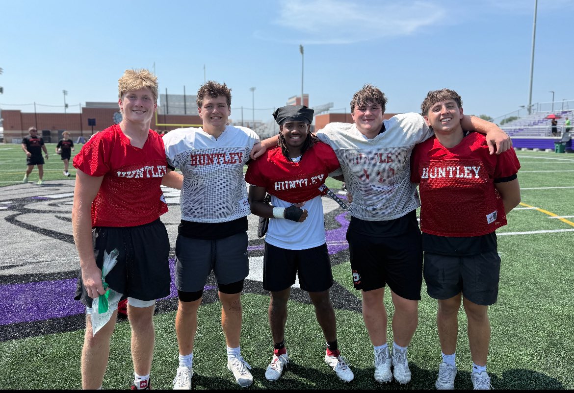 HuntleyFB's tweet image. Your 2025 team captains, voted on by the players. Congrats to Ben Wean, Connor Wade, Jonas Owens, Ryan Wabel, and Mason Maldonado!!