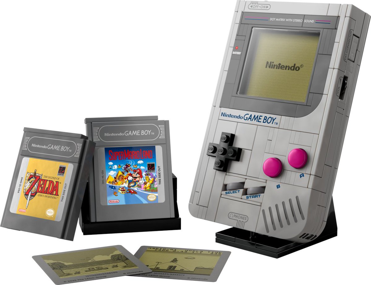 LegoDarthVader's tweet image. Re-live your handheld gaming days with new LEGO Game Boy [News] ift.tt/Ax0jC7O