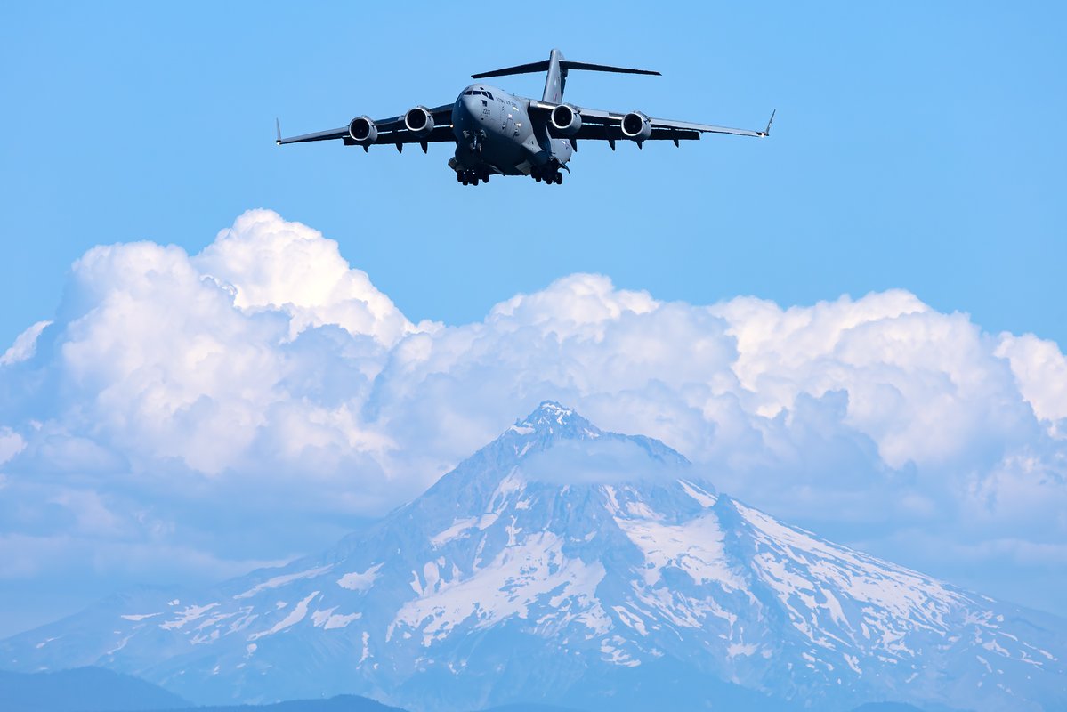 Sabian404's tweet image. British Royal Air Force C-17 arriving in Portland from Nova Scotia today as Ascot 6160 Heavy
