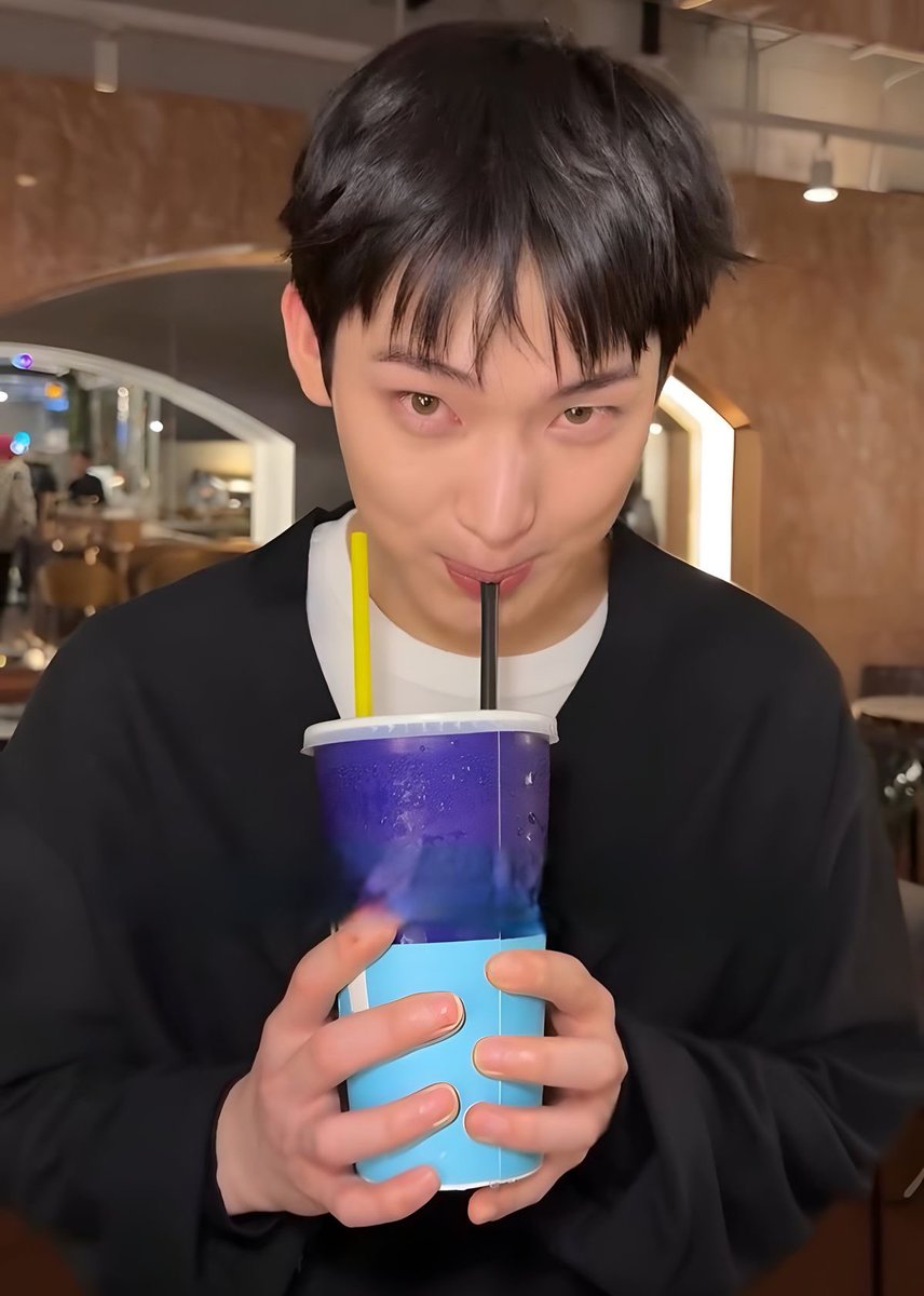 pyu (@enhacake) on Twitter photo 