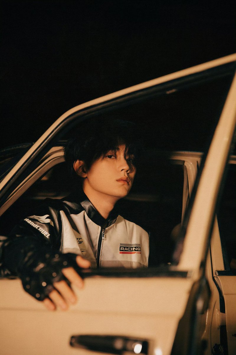 for_the_0's tweet image. 익자님은 f1합성 그딴거 안해도 되는거 욲기당(사실안웃겨)
선구안 ㅁㅊ다