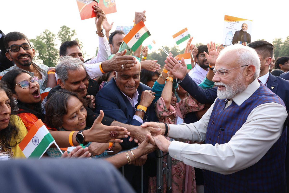 PMO India (@pmoindia) on Twitter photo PM <a href="/narendramodi/">Narendra Modi</a> arrived in London, where he will meet PM <a href="/Keir_Starmer/">Keir Starmer</a>.
Upon his arrival, the Indian community warmly welcomed the PM. PM <a href="/narendramodi/">Narendra Modi</a> arrived in London, where he will meet PM <a href="/Keir_Starmer/">Keir Starmer</a>.
Upon his arrival, the Indian community warmly welcomed the PM.