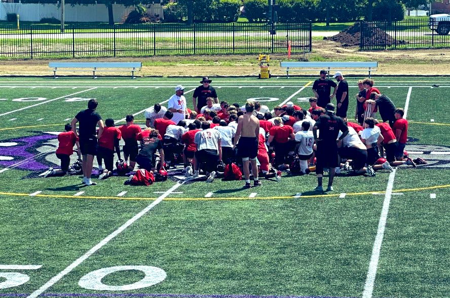 HuntleyFB's tweet image. That’s a wrap, 2025 Brownsburg camp in the books!! Thank you to the team moms, the gridiron club, and all the coaches and players that made this trip one for the ages.