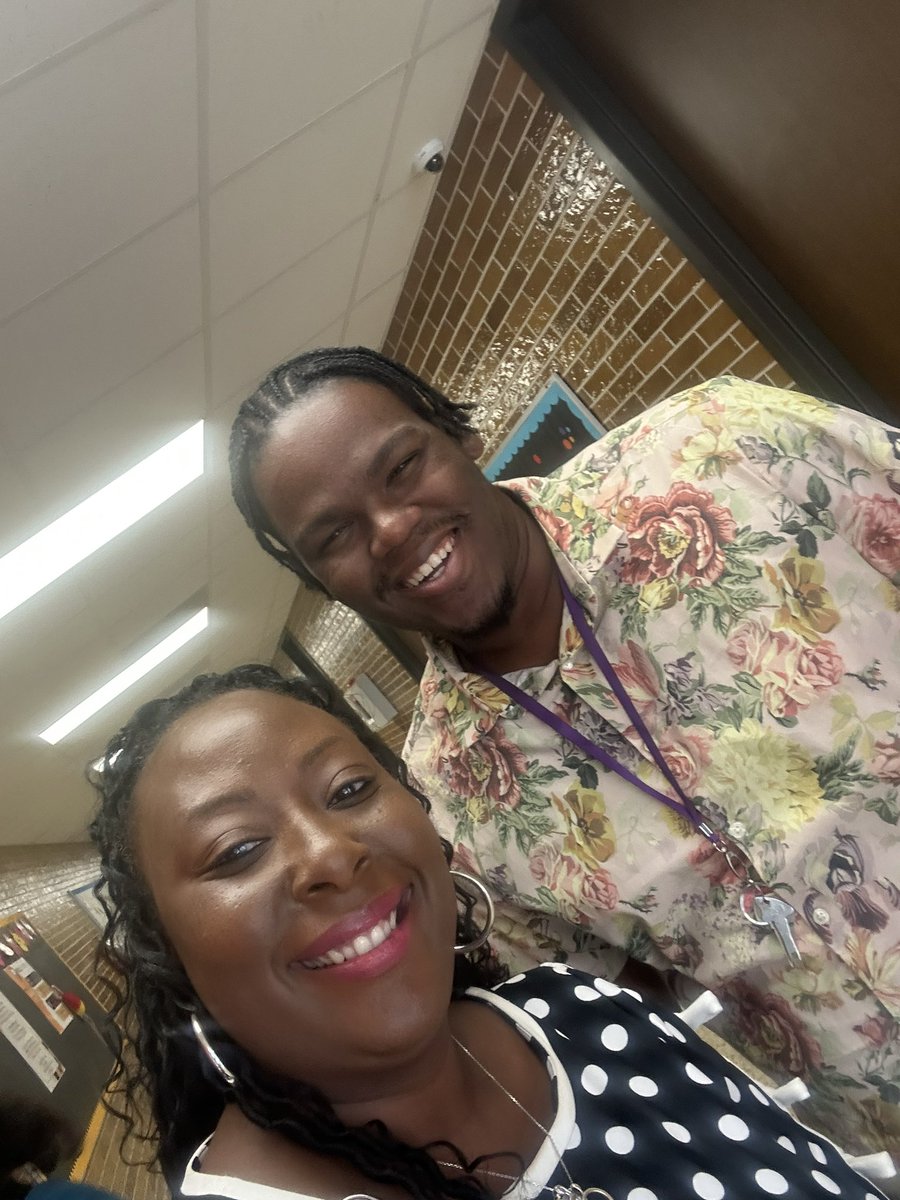 MsLBrooks1's tweet image. Thanks for checking on the Ermel ADSY team today! @NoLeaderLikeMe