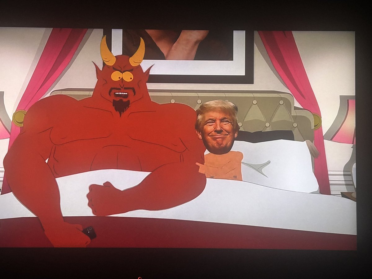 PopeFelonious's tweet image. #southpark thank you Trey and Matt . Fuck maga