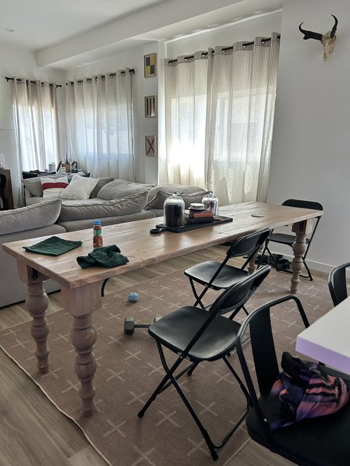 Sooo turns out finding the perfect dining chairs for the table I built has proved to be very difficult