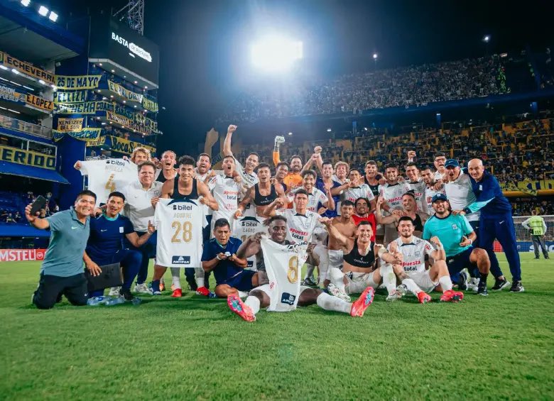 ¡ALIANZA LIMA ACABA DE ELIMINAR A GREMIO EN EL MISMÍSIMO BRASIL! ALIANZA LIMA ACABA DE HACER HISTORIA EN EL FÚTBOL SUDAMERICANO.

ALIANZA LIMA ES EL ORGULLO DEL FÚTBOL PERUANO. GRACIAS, PIPO. GRACIAS, PEÑA. GRACIAS, BARCOS. GRACIAS, ALIANZA LIMA.