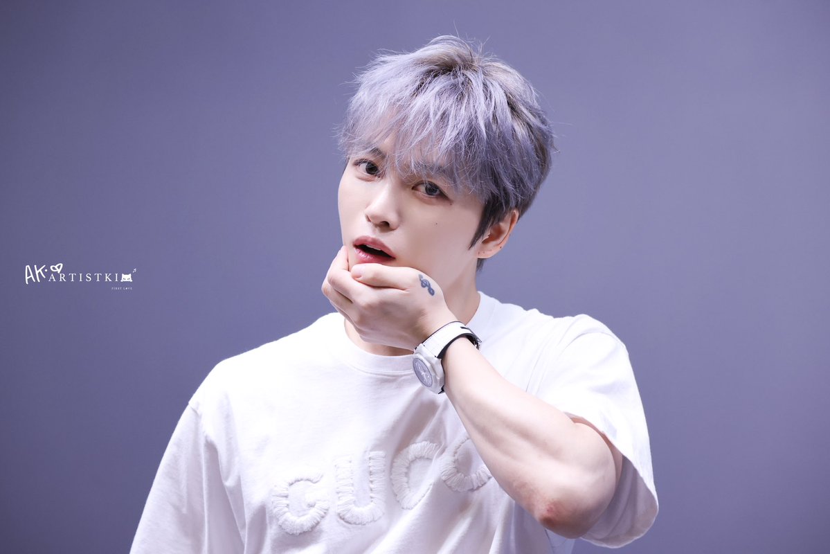 ARTISTKIM0126's tweet image. 250715 K4 팬싸
@bornfreeonekiss ε٩(๑&gt; ₃ &lt;)۶з
#김재중 #재중 #KIMJAEJOONG
#JAEJOONG #ジェジュン #金在中