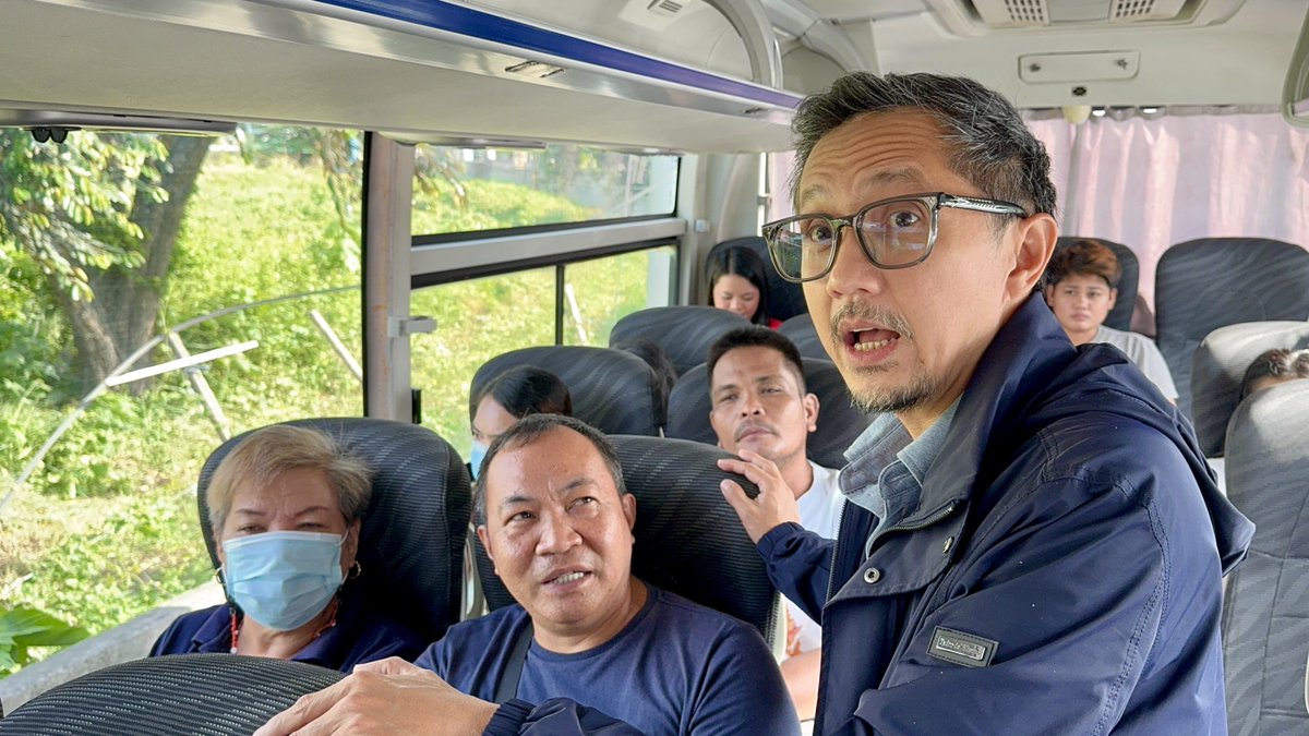 DOTrPH's tweet image. 𝐔𝐍𝐀𝐍𝐆 𝐋𝐈𝐁𝐑𝐄𝐍𝐆 𝐒𝐀𝐊𝐀𝐘 𝐏𝐑𝐎𝐆𝐑𝐀𝐌 𝐒𝐀 𝐌𝐈𝐍𝐃𝐀𝐍𝐀𝐎, 𝐈𝐍𝐈𝐋𝐔𝐍𝐒𝐀𝐃 𝐍𝐆 𝐃𝐎𝐓𝐑 𝐒𝐀 𝐃𝐀𝐕𝐀𝐎
𝘔𝘢𝘩𝘪𝘨𝘪𝘵 6𝘬 𝘱𝘢𝘴𝘢𝘩𝘦𝘳𝘰, 𝘮𝘢𝘬𝘪𝘬𝘪𝘯𝘢𝘣𝘢𝘯𝘨 𝘴𝘢 𝘭𝘪𝘣𝘳𝘦𝘯𝘨 𝘱𝘢𝘮𝘢𝘴𝘢𝘩𝘦 𝘬𝘢𝘥𝘢 𝘢𝘳𝘢𝘸

facebook.com/share/v/1CMNmG…