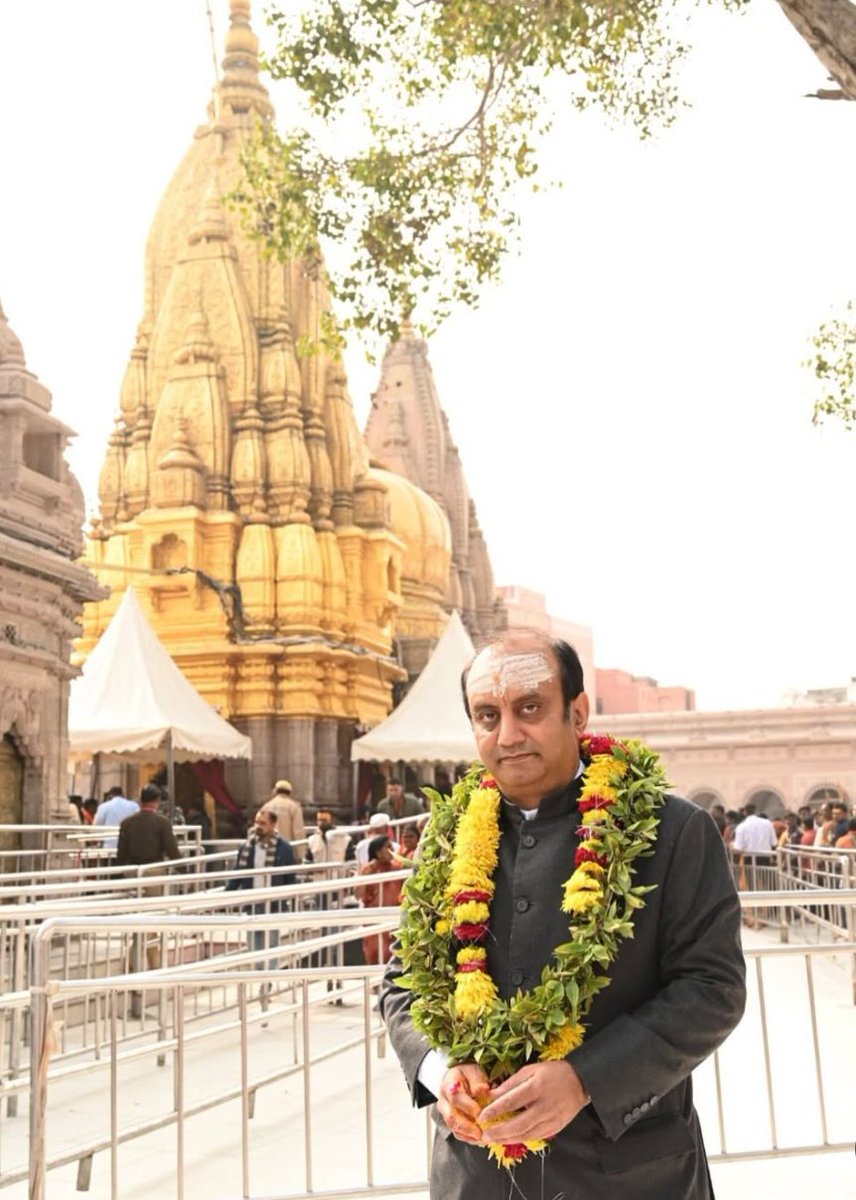 Dr. Sudhanshu Trivedi с┤╛с╡Г╩│с╡Тс╡И╩╕ (@thesudhanshuin_) on Twitter photo рдЬрд┐рд╕ рдирд╛рд░реЗ рдиреЗ рдХрд░реЛрдбрд╝реЛ рд░рд╛рдорднрдХреНрддреЛрдВ рдХреЛ рдПрдХ рджрд┐рдпрд╛ рд╣реИ рдЙрд╕ рдирд╛рд░реЗ рдХреЛ рд▓рд┐рдЦрдиреЗ рдореЗрдВ рдХреИрд╕реА рд╢рд░реНрдо , рдЙрд╕реЗ рдореИрдВ рдПрдХ рдмрд╛рд░ рдирд╣реАрдВ , рдмрд╛рд░-рдмрд╛рд░ рд▓рд┐рдЦреВрдВрдЧрд╛!!!
рдЖрдк рднреА рд▓рд┐рдЦреЗрдВ " рдЬрдп рд╢реНрд░реА рд░рд╛рдо " тЭгя╕П рдЬрд┐рд╕ рдирд╛рд░реЗ рдиреЗ рдХрд░реЛрдбрд╝реЛ рд░рд╛рдорднрдХреНрддреЛрдВ рдХреЛ рдПрдХ рджрд┐рдпрд╛ рд╣реИ рдЙрд╕ рдирд╛рд░реЗ рдХреЛ рд▓рд┐рдЦрдиреЗ рдореЗрдВ рдХреИрд╕реА рд╢рд░реНрдо , рдЙрд╕реЗ рдореИрдВ рдПрдХ рдмрд╛рд░ рдирд╣реАрдВ , рдмрд╛рд░-рдмрд╛рд░ рд▓рд┐рдЦреВрдВрдЧрд╛!!!
рдЖрдк рднреА рд▓рд┐рдЦреЗрдВ " рдЬрдп рд╢реНрд░реА рд░рд╛рдо " тЭгя╕П