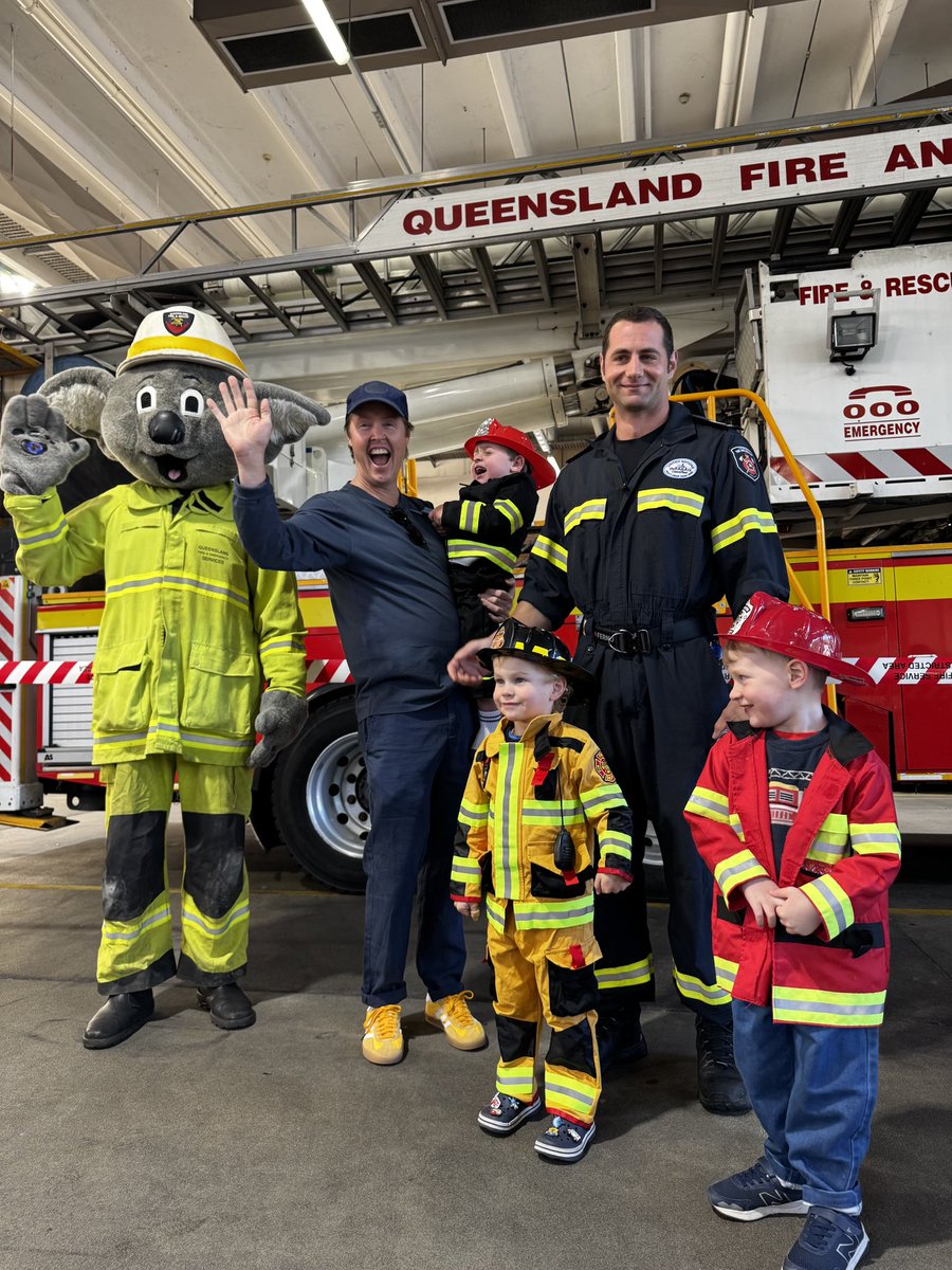 QldFireDept's tweet image. Roma Street Fire and Rescue station opened its doors to the public and welcomed the next generation of firefighters, with some even coming dressed for the job.
It was great to meet our future heroes and see their faces light up as they explored the trucks, checked out…