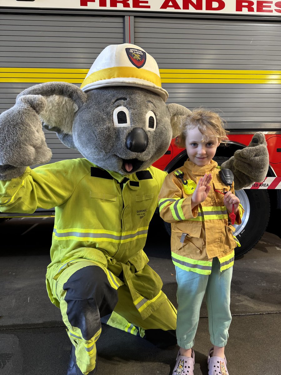 QldFireDept's tweet image. Roma Street Fire and Rescue station opened its doors to the public and welcomed the next generation of firefighters, with some even coming dressed for the job.
It was great to meet our future heroes and see their faces light up as they explored the trucks, checked out…