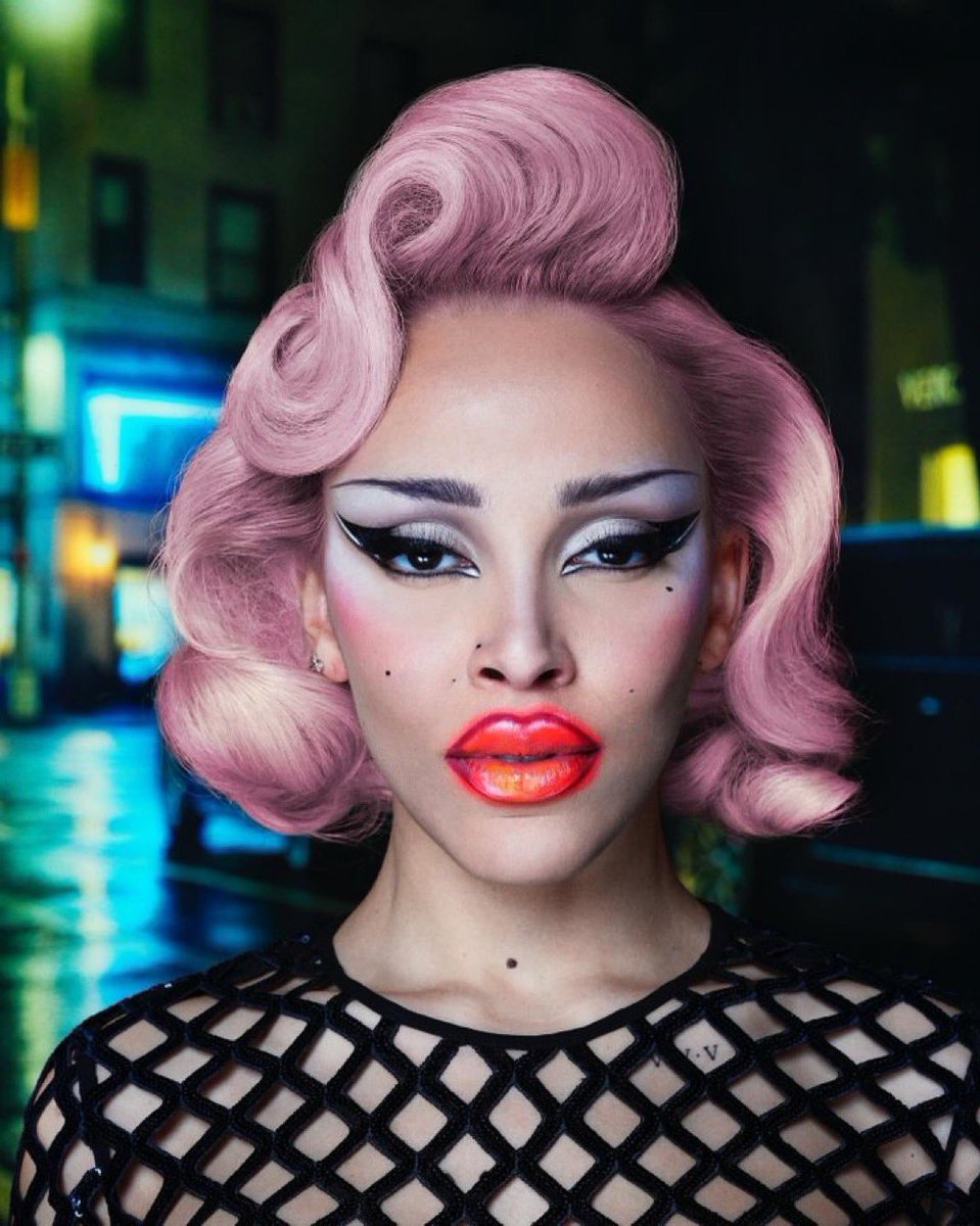 TheePopGossip's tweet image. Doja Cat and Cardi B are both releasing new albums this Fall.