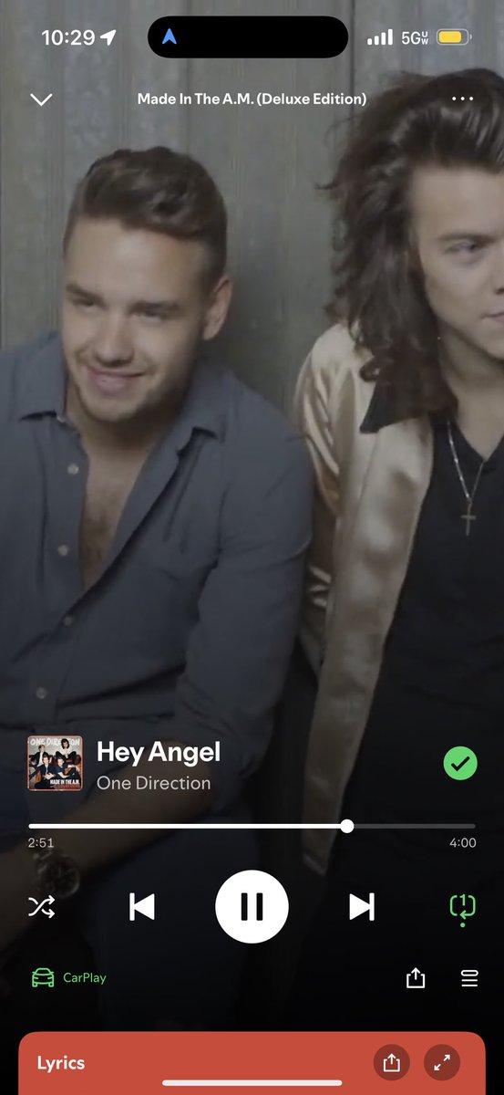 nikkimarieJPG's tweet image. All I gotta say is #Robbed 

#15YearsOfOneDirection