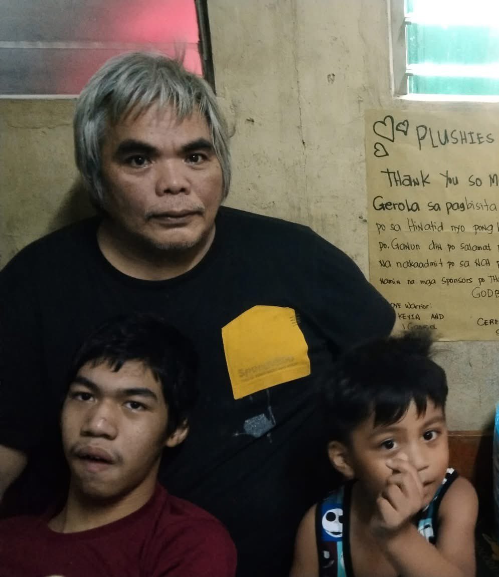 PlushiesForHope's tweet image. Ambagan para sa wheelchair ni Tatay Obet at Kevin. Dual purpose na po ito magagamit ni Kevin, magagamit ni Tatay Obet.
Target amount: ₱10,200 (kasama sf)
Gcash: 09543366579 (Mary Joyce C)
Retweets are appreciated po.