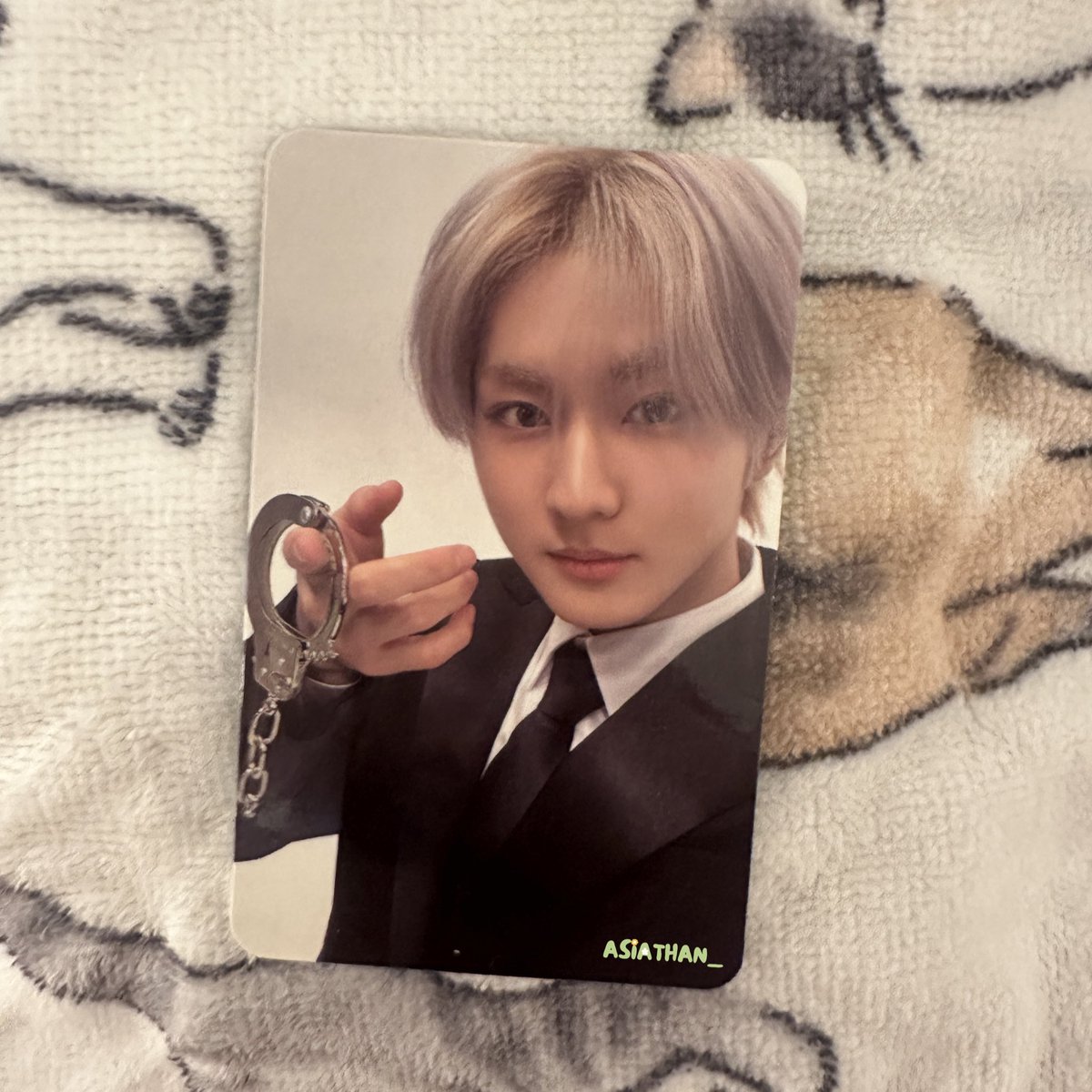 ෆ⸒⸒ 𝚙𝚕𝚜 𝚔𝚒𝚗𝚍𝚕𝚢 𝚛𝚝 — 
แจกก้าดทาเก้ตตามสัญญาครับบෆ⸒⸒ 🐈

❥ การ์ด exclusive Targe jungwon

ෆสุ่ม 10 aug. 
ෆสุ่มจาก rt 
☺︎ 𝚘𝚗𝚕𝚢 เอนจีน
:ขอคนที่สะดวกออกค่าส่งนะงับ🥺

#ENHYPEN #JUNGWON