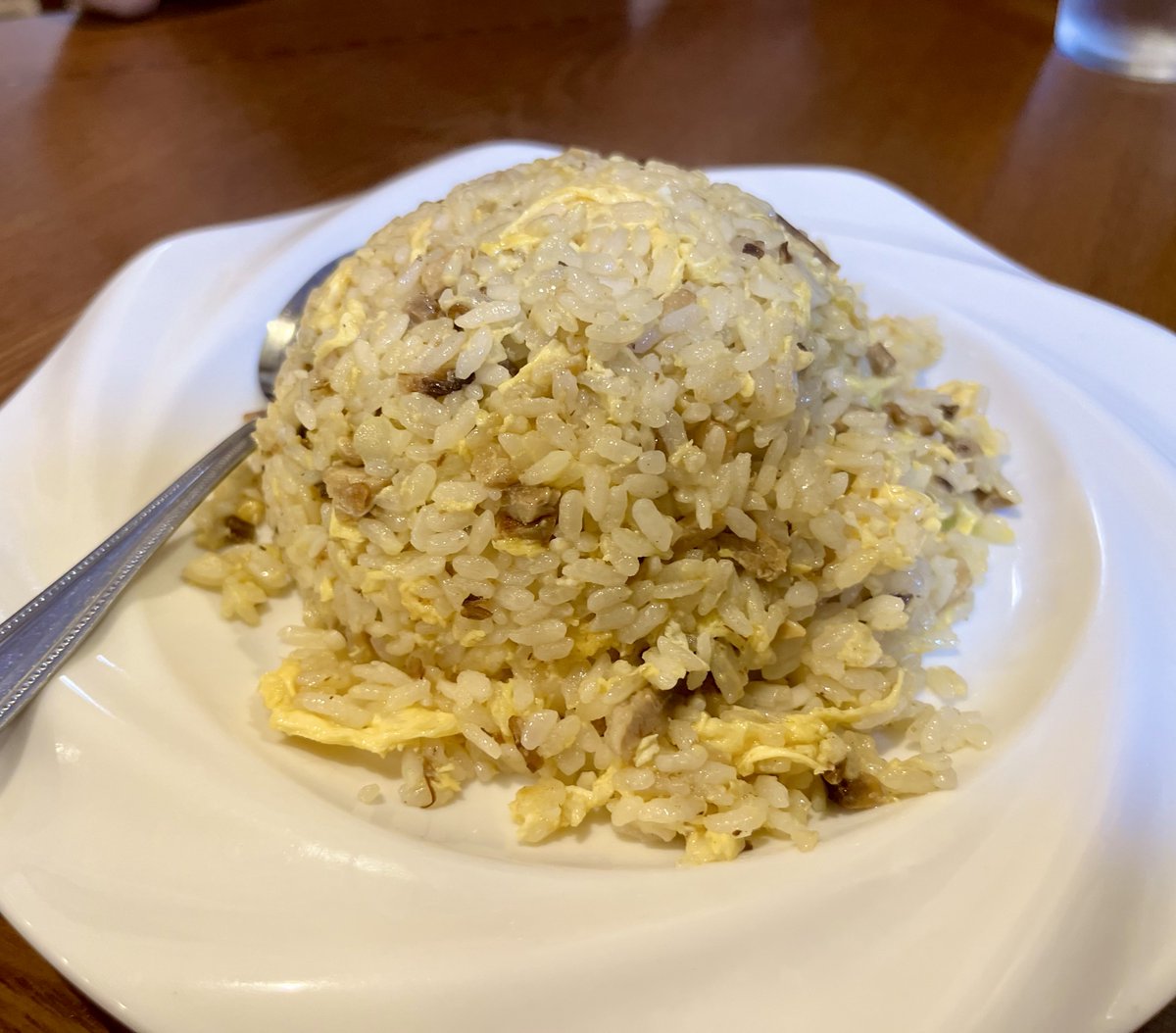 Mtgod10's tweet image. 神奈川県開成町

中華料理 &quot;氷花餃子 開成店&quot;さん

“冷麺 （ ＝ 冷やし中華）” 😊

“チャーシューチャーハン” ＆ “酢豚”

暑い日も『庶民の値段で貴族の享受 』😊

#開成町 #開成町ランチ #開成町飲食店 #開成町中華 #氷花餃子