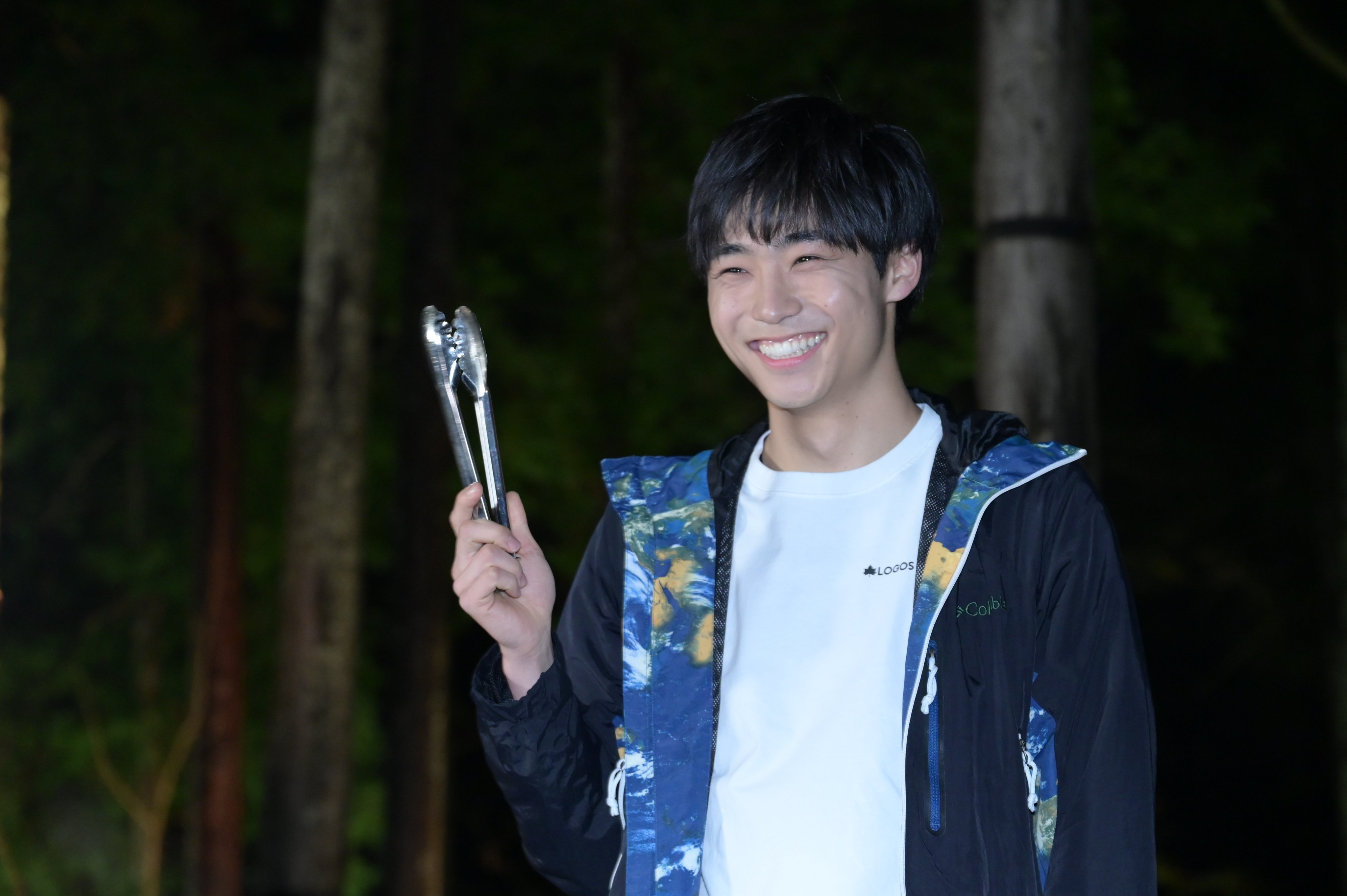 WATWING 八村倫太郎 直筆サイン入り ブロマイド 2枚セット 八村倫太郎(WATWING) | Fm yokohama 84.7 (FMヨコハマ 横浜のFM