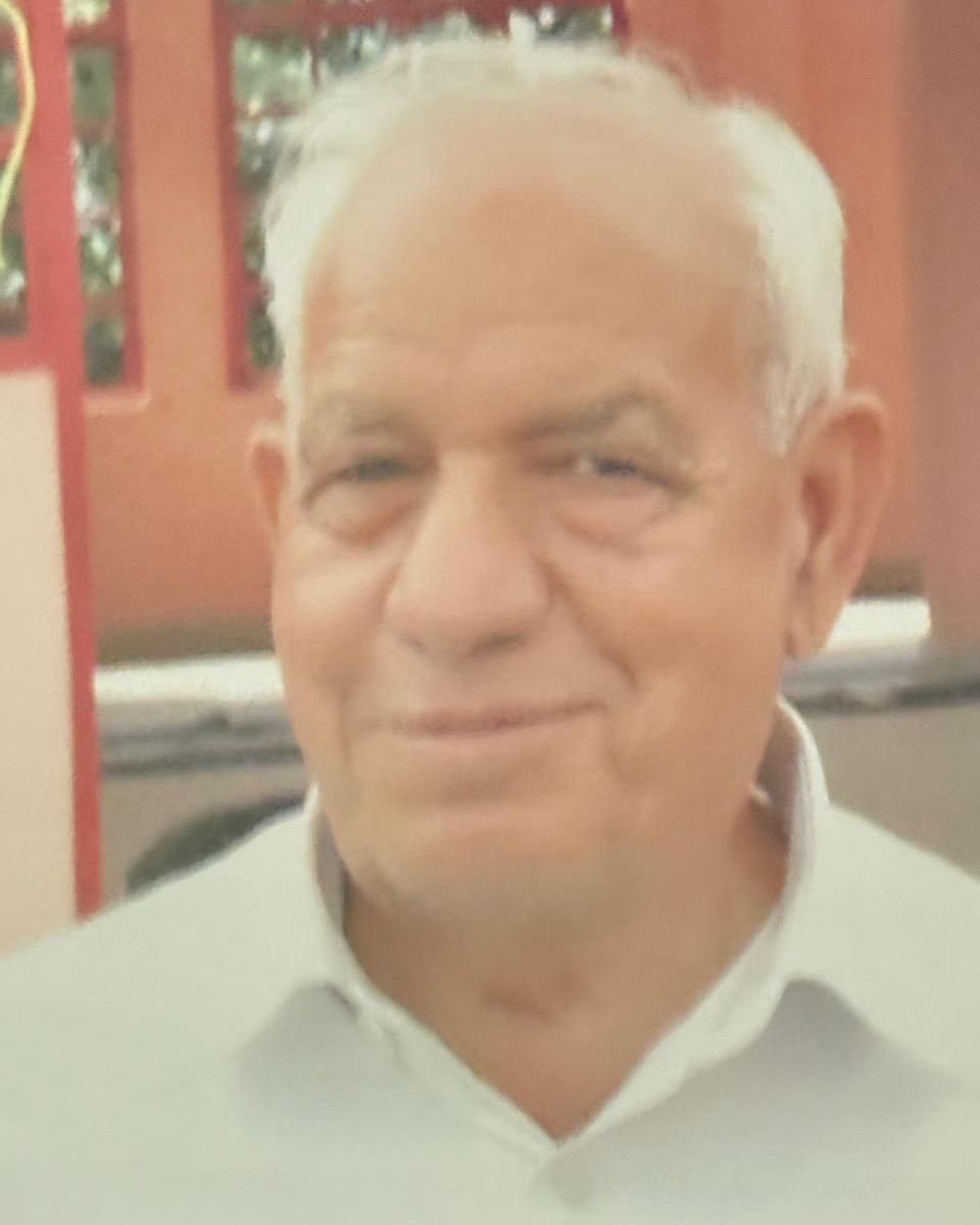 डॉ. राजेन्द्र कुमार ‘राजू’ जी, के निधन का दुःखद समाचार प्राप्त हुआ , कुछ समय से अस्वस्थ थे।डॉ. राजू जी एक समर्पित कृषि वैज्ञानिक और समाजसेवा के प्रति प्रतिबद्ध व्यक्तित्व थे।ईश्वर पुण्य आत्मा को शांति प्रदान करें और परिजनों को इस असीम दुख को सहने की शक्ति दें ।
ॐ शान्ति।