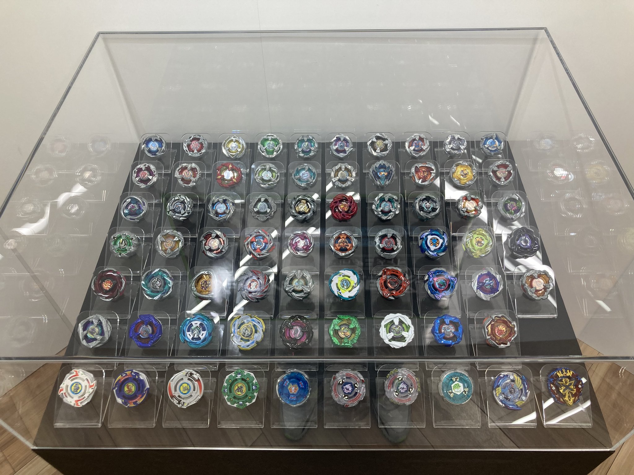 ベイブレード コレクション まとめ売り Gwm-HysaoAAEYlW.jpg:large
