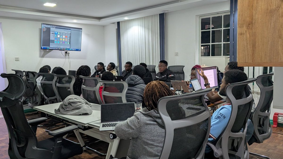 LuxDevHQ's tweet image. Discipline, consistency, and a willingness to learn, that’s all it takes to succeed in our BootCamp.