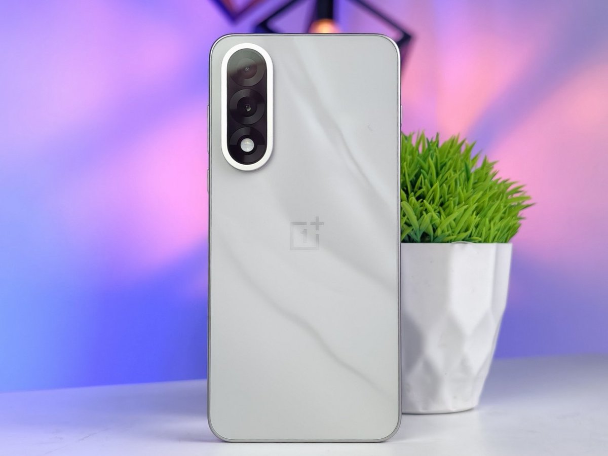 techbharatco's tweet image. OnePlus Nord 5 - Smooth performance, bold design, and battery that just won't quit! I think @oneplus_india has a winner here!