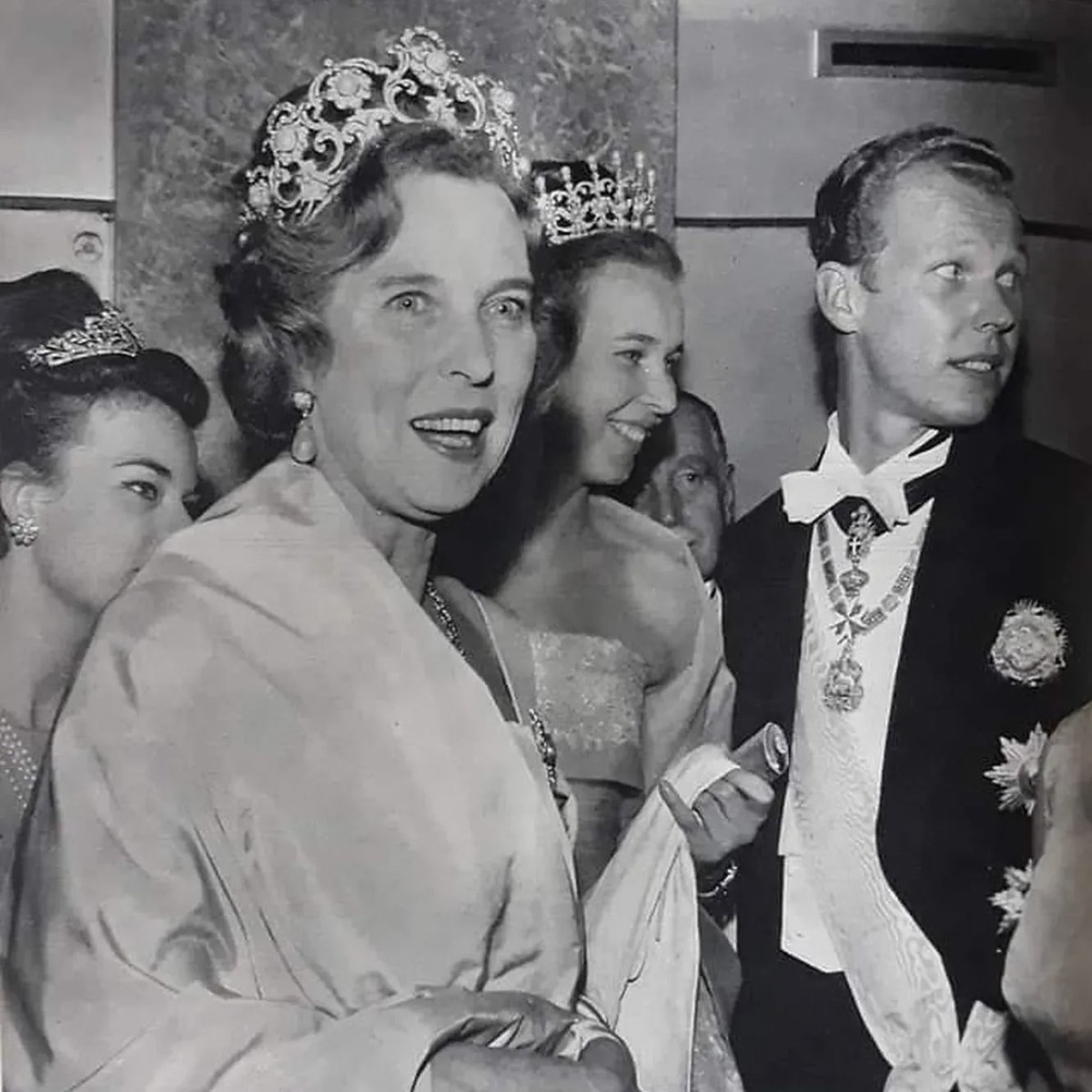 The House of #Savoy, one of Europe’s oldest #royal dynasties, has not only left a legacy in politics and history but also in the realm of regal splendor particularly through its exquisite collection of royal jewels. These treasures are more than ornaments; they are symbols of