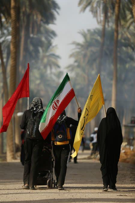 sryby6's tweet image. ✨جامانده کسیست که با پای دل نرفته باشد!✨
#حب_الحسین_یجمعنا
#ایران_اباعَبْداللّٰه