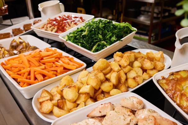 PSCMagazine's tweet image. Chartwells wins school catering contract for Hampshire County Council
publicsectorcatering.co.uk/news/chartwell…