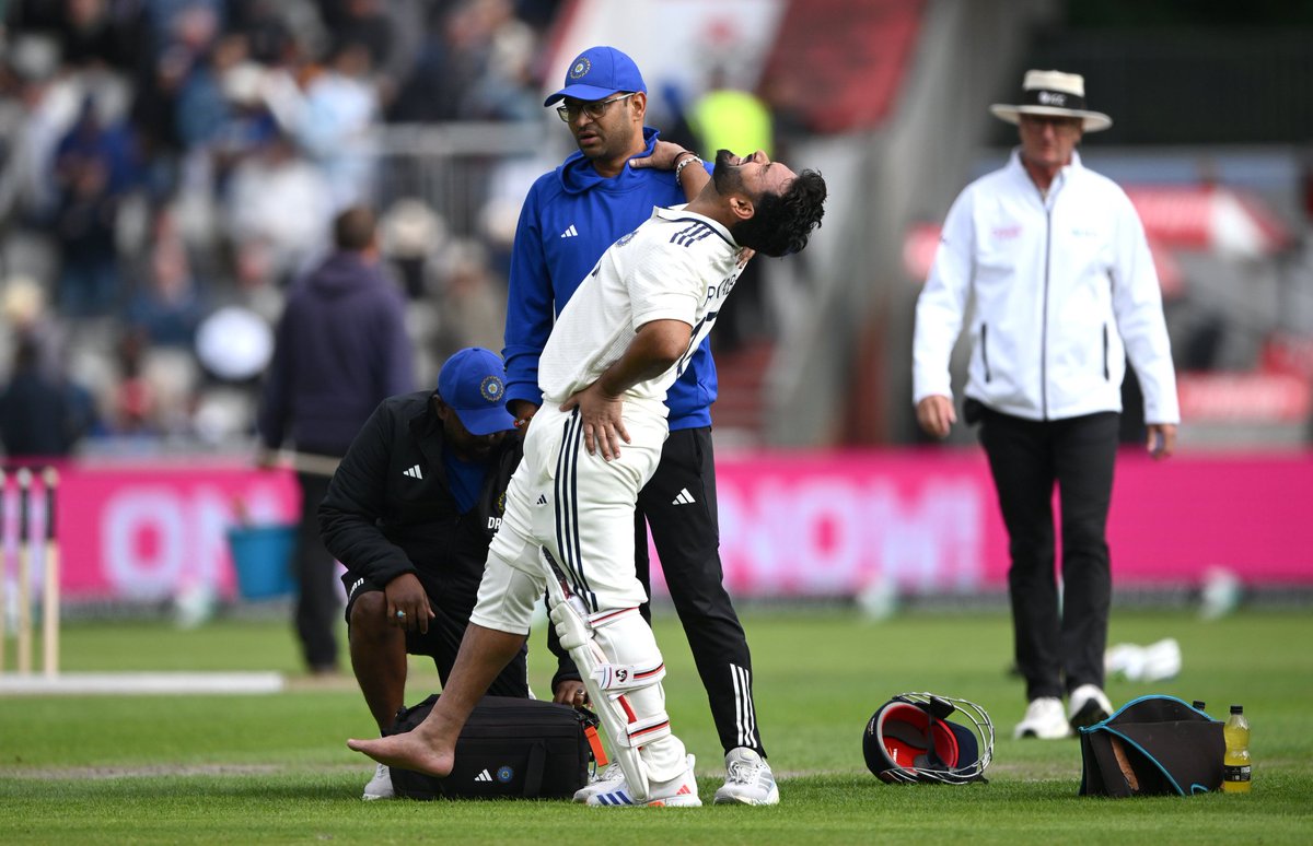 Rhidhima (@rhidhima1412) on Twitter photo 🚨 PANT OUT FOR 6 WEEKS. 🚨
- Rishabh Pant advised a 6 week rest for a fractured toe. (Express Sports).
Source - <a href="/mufaddal_vohra/">Mufaddal Vohra</a>
#INDvsENG
#War2 🚨 PANT OUT FOR 6 WEEKS. 🚨
- Rishabh Pant advised a 6 week rest for a fractured toe. (Express Sports).
Source - <a href="/mufaddal_vohra/">Mufaddal Vohra</a>
#INDvsENG
#War2