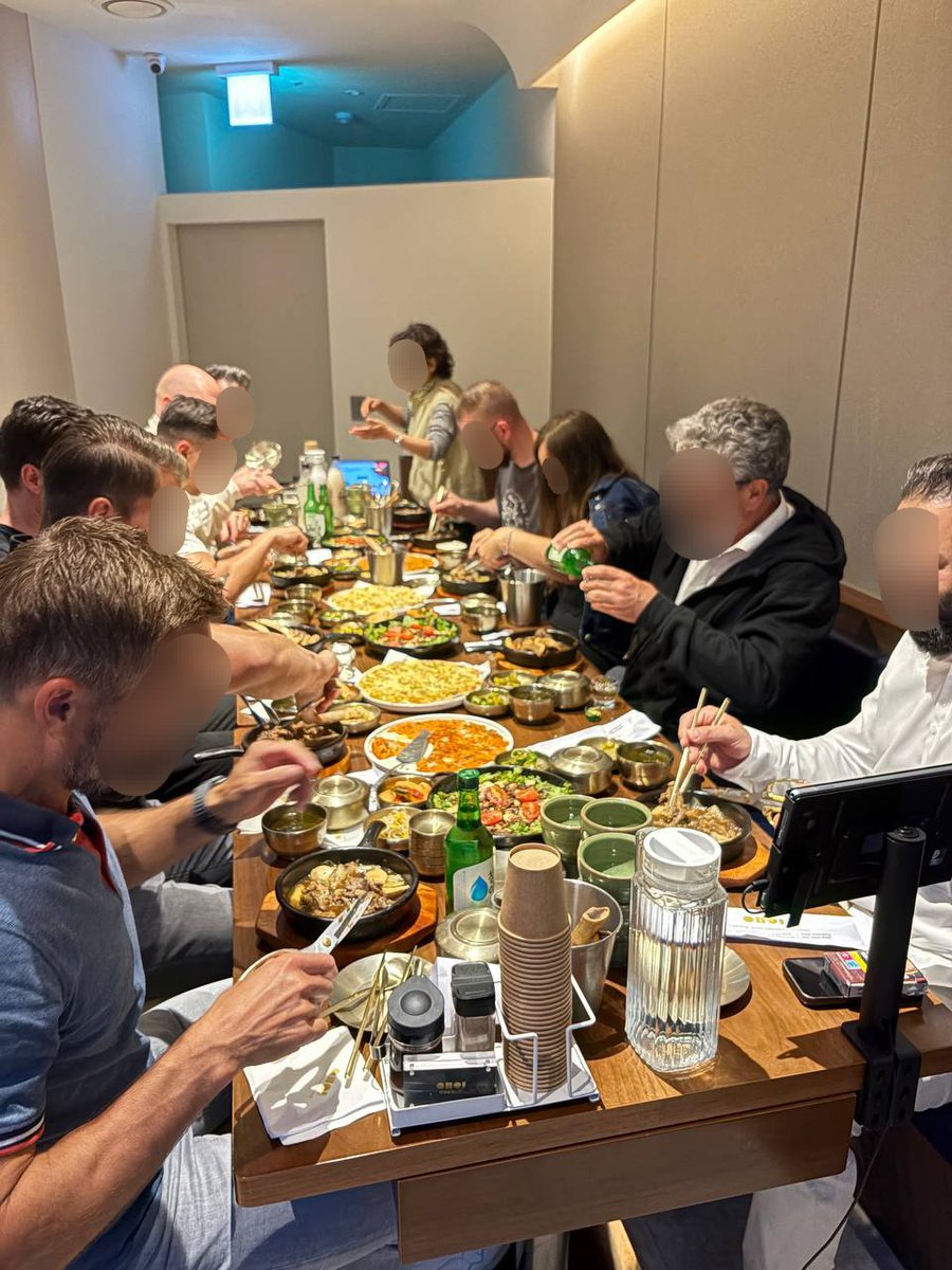 HNTDMC's tweet photo. Our German incentive group event in Seoul on June wrapped up beautifully!
It was pure joy exploring rich culture, stunning views, and sharing laughter over dinner.
Thanks to all for the unforgettable memories.
Where to next? Stay tuned!🚀
#HNT #DMC #Seoul #HappyandTogether https://t.co/QWACGhnd79