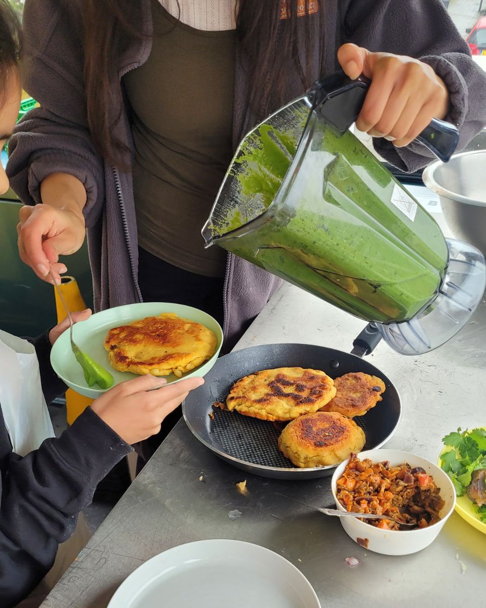 tootingnewsie's tweet image. .@be_enriched brings its FREE Summer Kids Clubs to Longley Rd in #Tooting on the 1st, 8th, 15th & 22nd August, 11am–3pm, delivering fun, creativity, & nutritious food, with each session free & and open to kids aged 3–11.
Booking essential – sign up at tinyurl.com/3v87k6p8