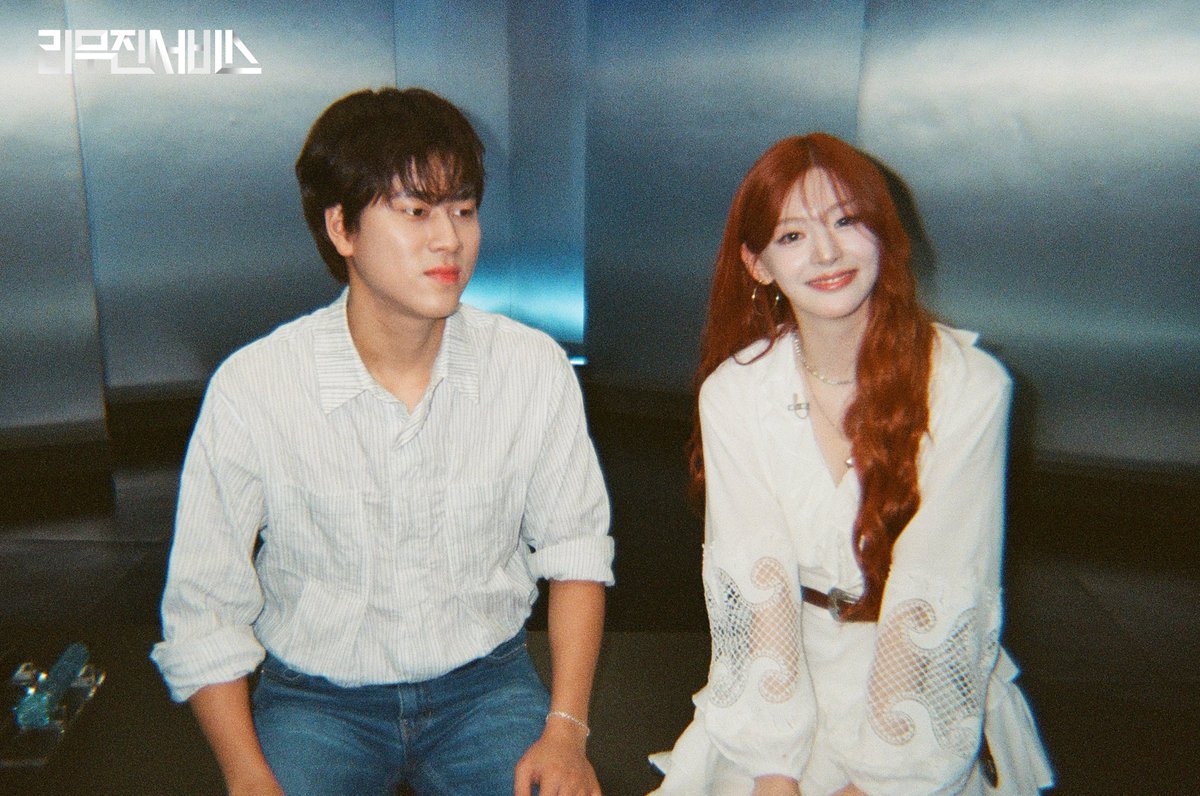 mujin_plz's tweet image. 리무진서비스 174회 비하인드 필름 도착💌
세은 X 무진 듀엣이
왜 이리 싱그러워?🍹💚
마음 울적할 날 없는
여름이었다 . . . 🍉🍋🌻☀️
@STAYC_official
@BPM_LMJ
#세은 #Seeun #스테이씨 #STAYC
#이무진 #LEEMUJIN #리무진서비스