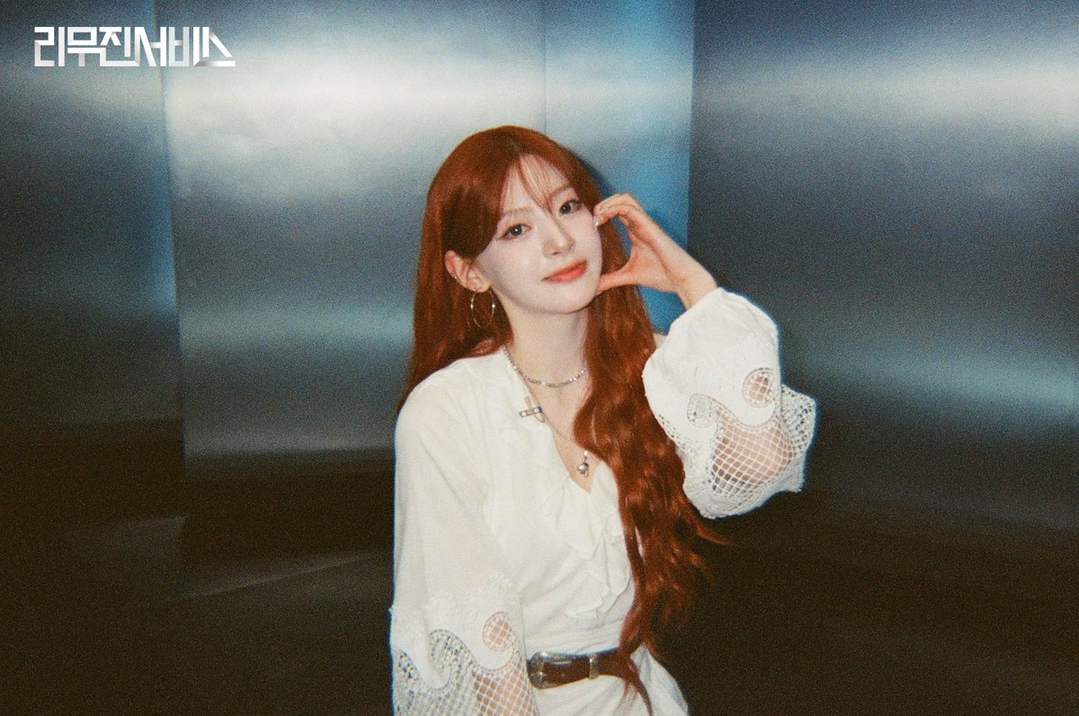 mujin_plz's tweet image. 아이들을 좋아하는
파워 ‘I’ 공주님🎀
겉은 쿨하게🧊 심장은 뜨겁게🔥
센니와 함께라서
Good thing’s we ok🎶
@STAYC_official
#세은 #Seeun #스테이씨 #STAYC #리무진서비스
