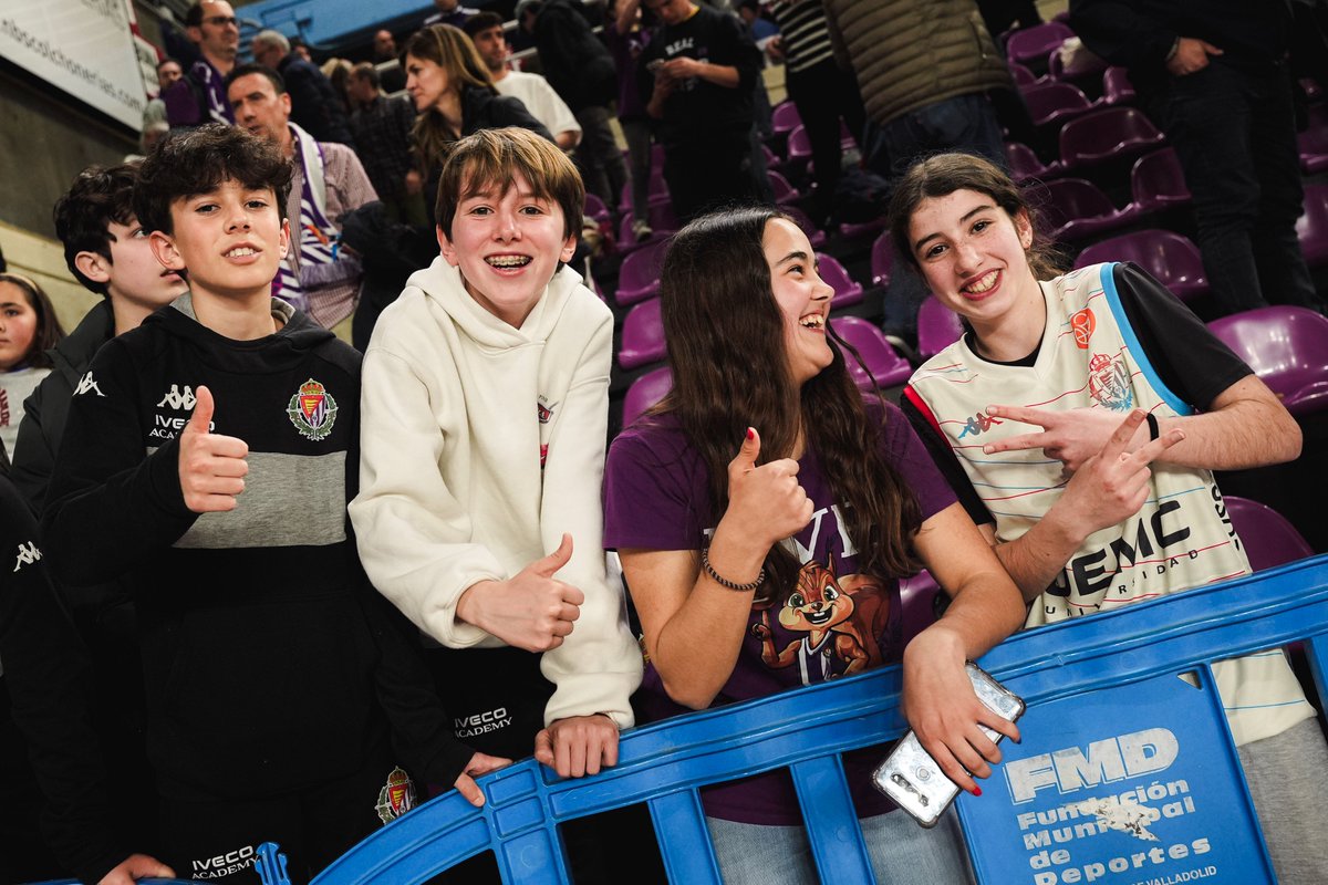 CBC_Valladolid's tweet image. 💜 Los niños sonríen: desde hoy está 𝗮𝗯𝗶𝗲𝗿𝘁𝗮 la campaña de abonados 𝐍𝐔𝐄𝐕𝐀𝐒 𝐀𝐋𝐓𝐀𝐒.
🔗 bit.ly/3TJqA1B
#VolverParaVolver
@UEMC #PucelaBasket