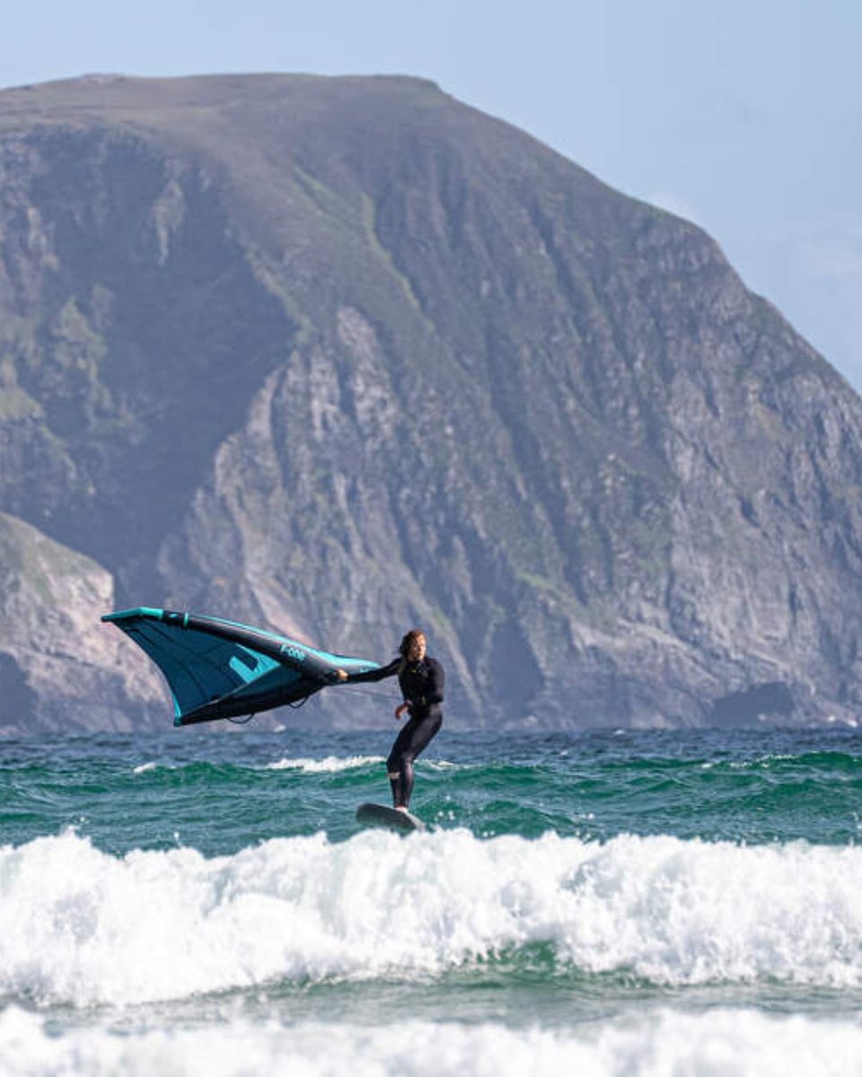 ¿Te gustaría viajar al pasado y descubrir una Irlanda de otra época? 

Frente a la costa del condado de Kerry, las Blasket Islands forman un archipiélago deshabitado cargado de historia. Hoy se pueden recorrer sus casas abandonadas y revivir su legado.