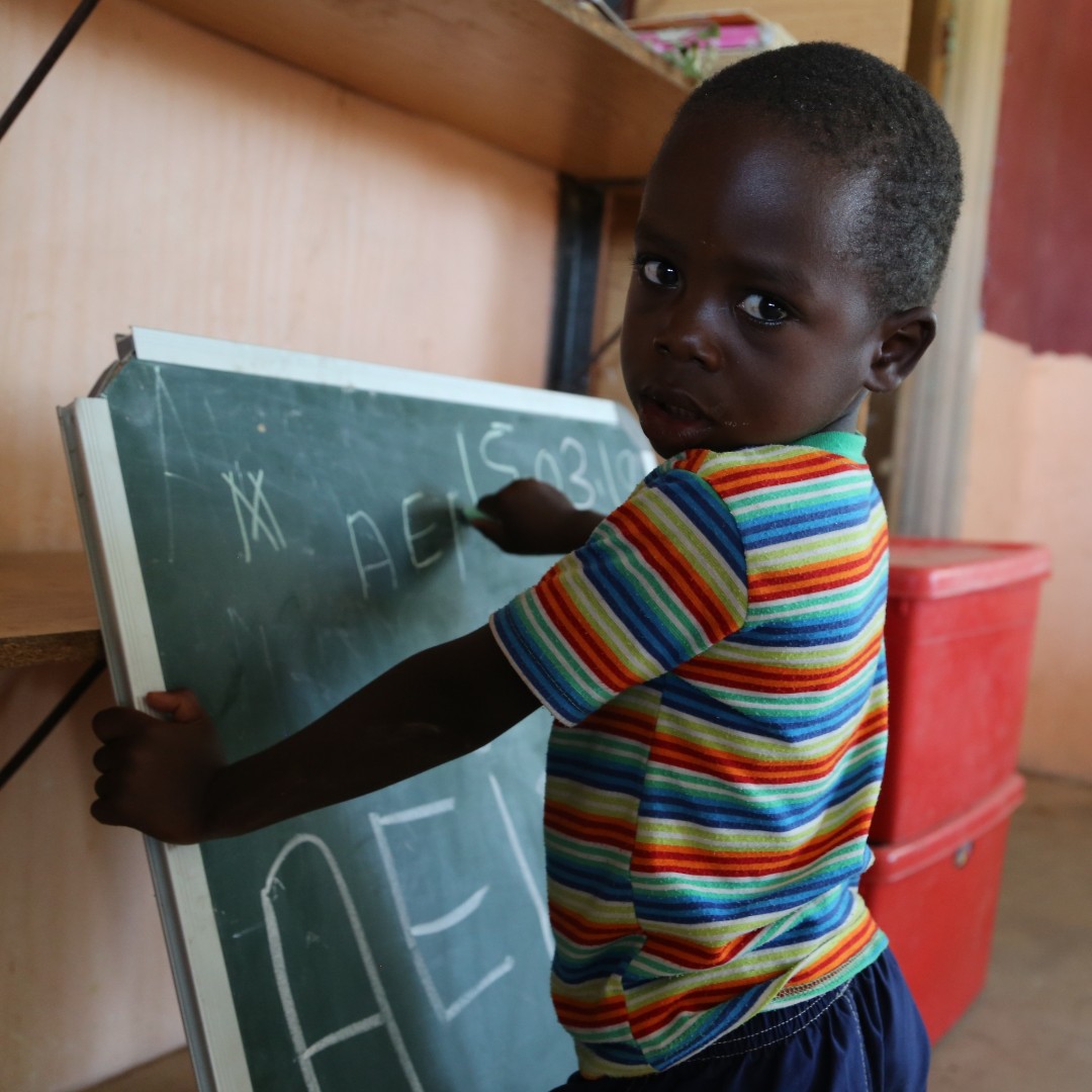 UnicefNamibia's tweet image. Despite rising school enrollment, too many children in Africa still can’t read, write, or do basic math by age 10. We must act now to achieve foundational literacy and numeracy by 2035. Let’s deliver on #SDG4 and #EndLearningPoverty #ForEveryChild