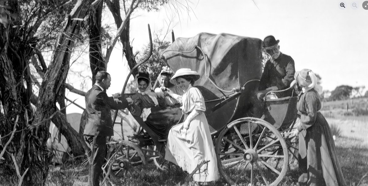 JedPumblechook's tweet image. "A group of ornithologists admiring Lord Byron's Carriage, near the Lake Wangary Hotel in 1909."⤵️ Lady Oxford's daughter, Lady Charlotte Harley (Ianthe), brought the carriage to Australia when she briefly emigrated in 1865.