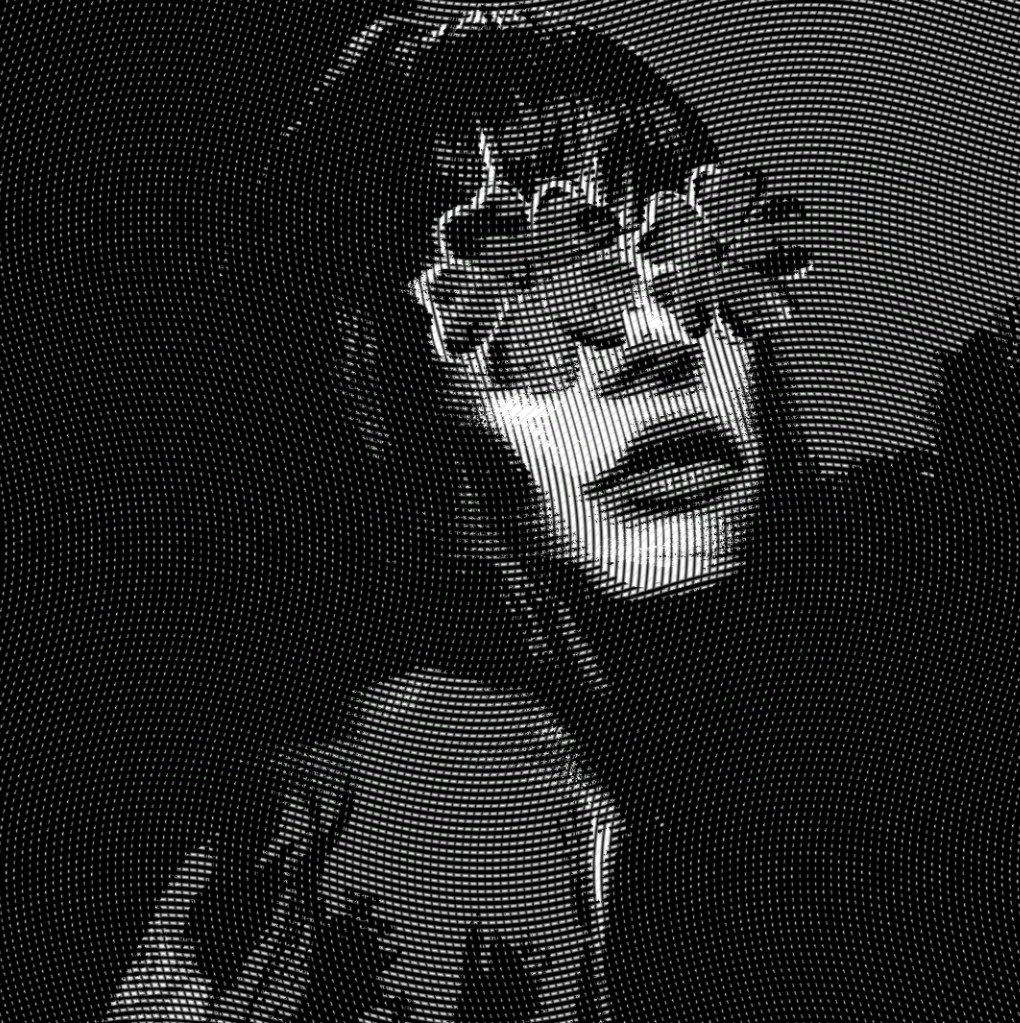 A Glow in the Dark
Limited moiré edition (4/10)
Only 3 $XTZ

Let the texture pull you in — surreal, strange, and softly glowing.
Available on <a href="/objktcom/">objkt.com</a>