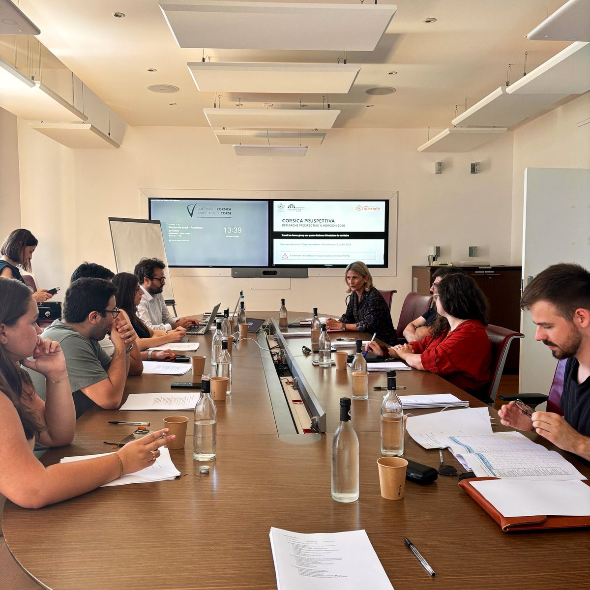 Maupertuis_N's tweet image. Hier, l’Assemblea di a Giuventù s’est prêtée à l’exercice de prospective des enjeux à l’horizon 2050. Des échanges riches sur des notions propres à cette jeunesse, que nous nous devons de considérer. 2050, c’est demain, c’est eux !