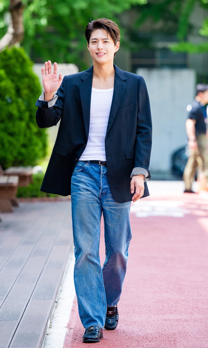 Bogum Park wearing CELINE in Seoul.   

 #CELINE