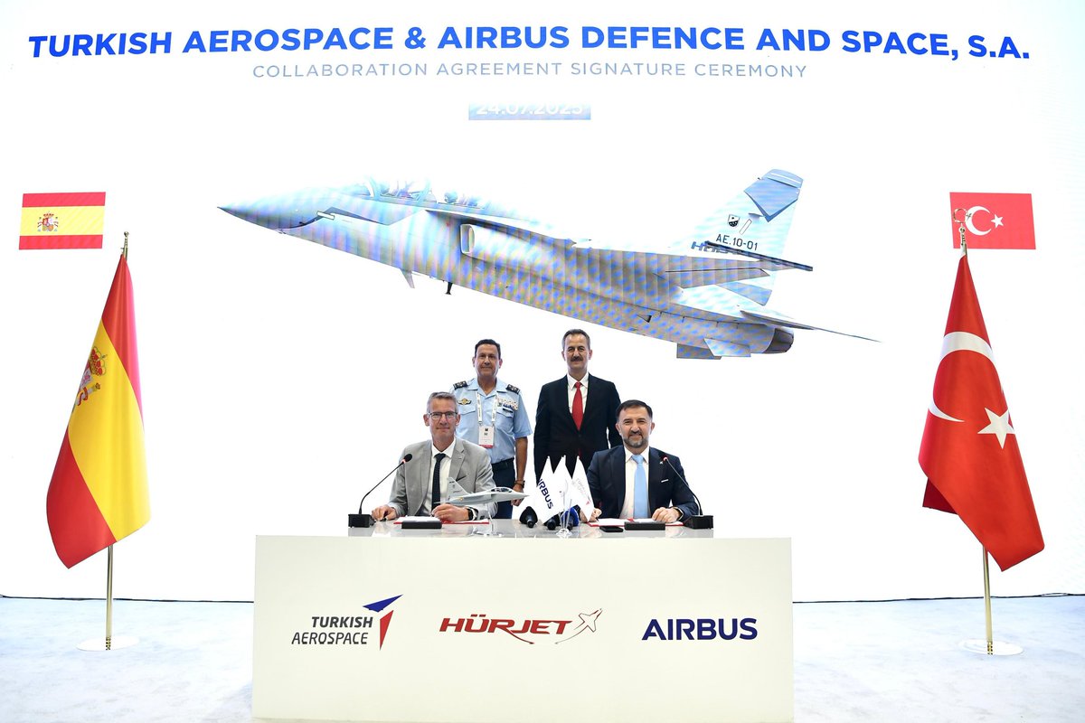 turdefcom's tweet image. 🇹🇷🇪🇸
@TUSAS_EN and @AirbusDefence
Spain signed a cooperation agreement for the #HÜRJET Project at the TUSAŞ booth at #IDEF25