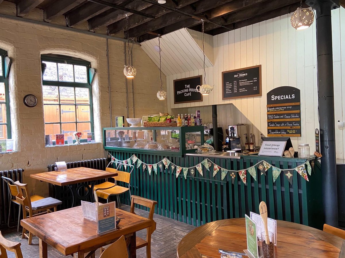 Middleport_Pot's tweet image. Come & Explore the award-winning Middleport Pottery
Open 10am to 4pm
Take part in a factory tour, explore the heritage trail, watch the virtual factory tour, have something to eat at the Packing House Café, have Afternoon Tea (pre-booking required), visit the independent traders…
