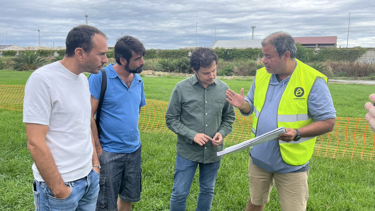 🚧 Comencen les obres de renaturalització del Riu Francolí.  S’allargaran uns 4-5 mesos i costaran 1,4 MEUR finançats pels fons Next Generation. Es millorarà el camí fluvial, s’eliminarà vegetació invasora i es potenciarà la flora autòctona.

🎙️Informa <a href="/tarragonaradio/">Tarragona Ràdio 🟣</a>