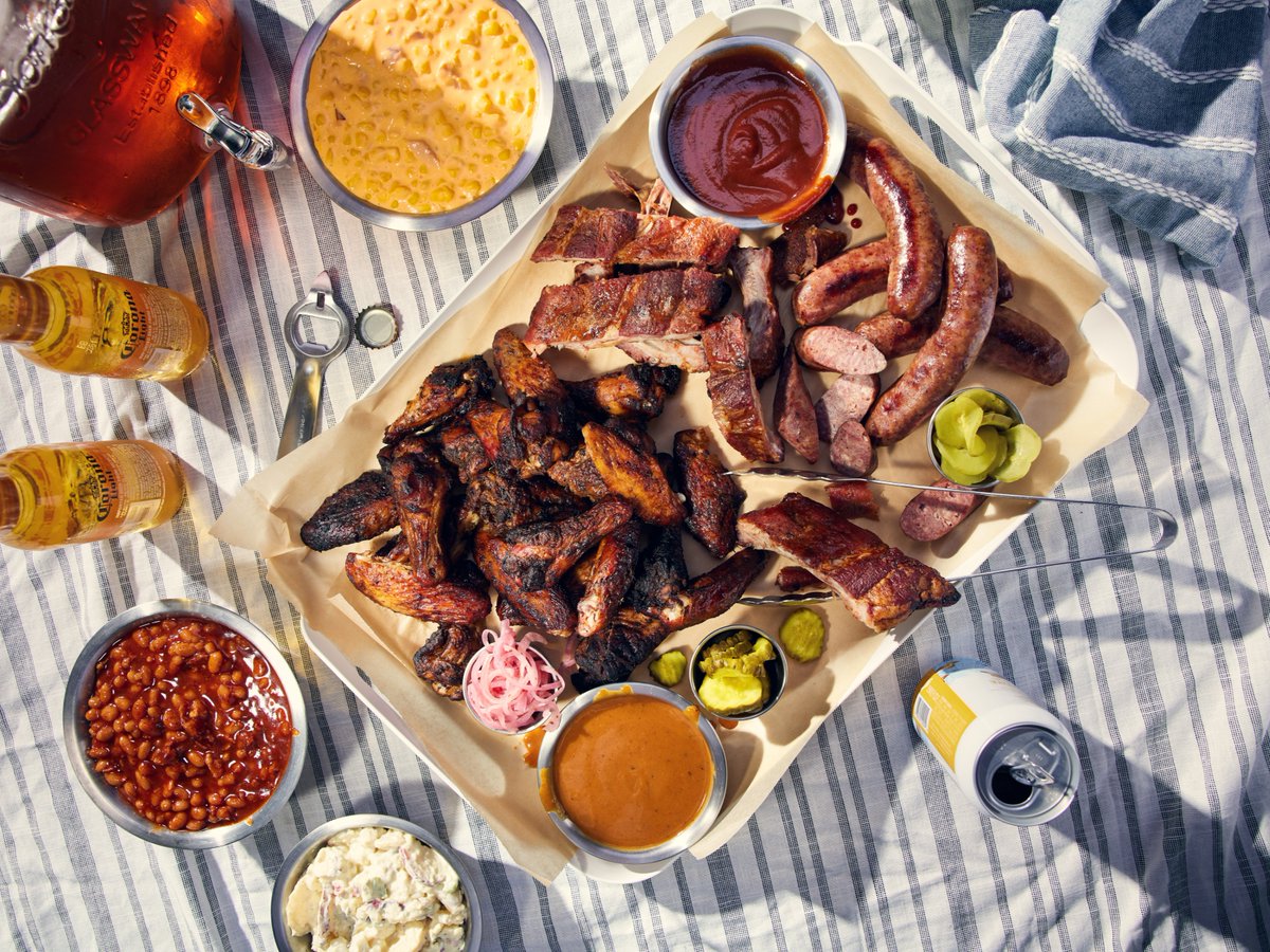 Whether you’re headed to the lake, hosting a cookout, or just don’t feel like firing up the grill — our a la carte meats and classic sides have you covered.
Pulled pork, brisket, ribs, cheesy corn, beans, and more… packed, ready, and made to share.

👉 orderjackstack.com
