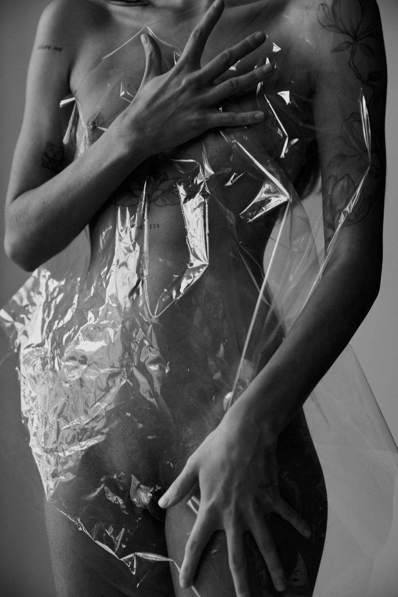 f i e r c e
b u t
f r a g i l e